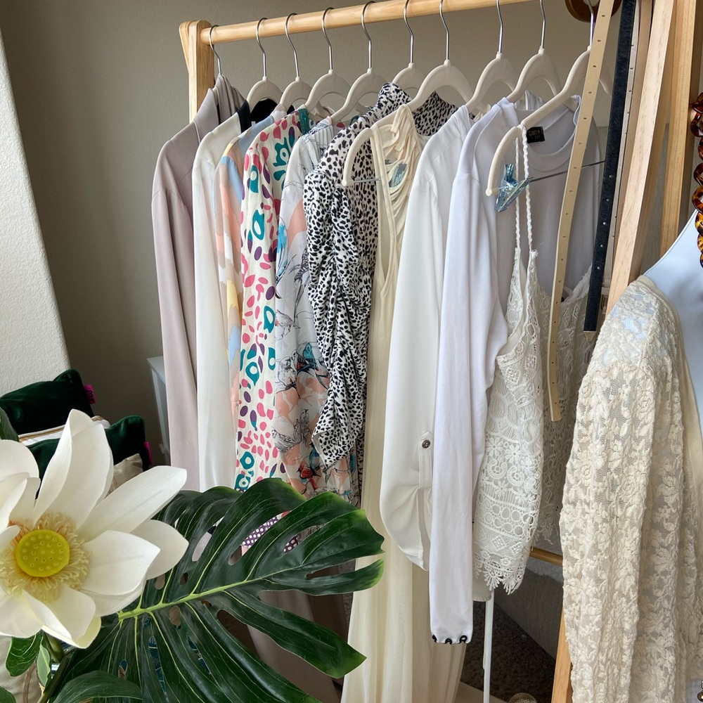 Love bird English Laundry blouse!